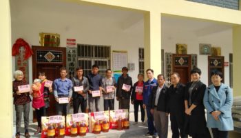 精準扶貧送溫暖 春節慰問暖民心